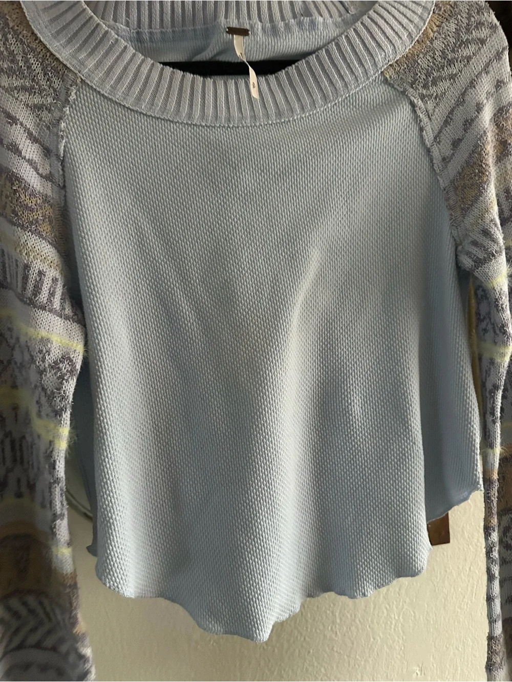 Light Blue Knit Long-Sleeve Scoop Neck Top with Patterned Sleeves